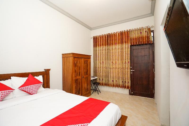 Reddoorz At Pondok Candra Surabaya Kültér fotó